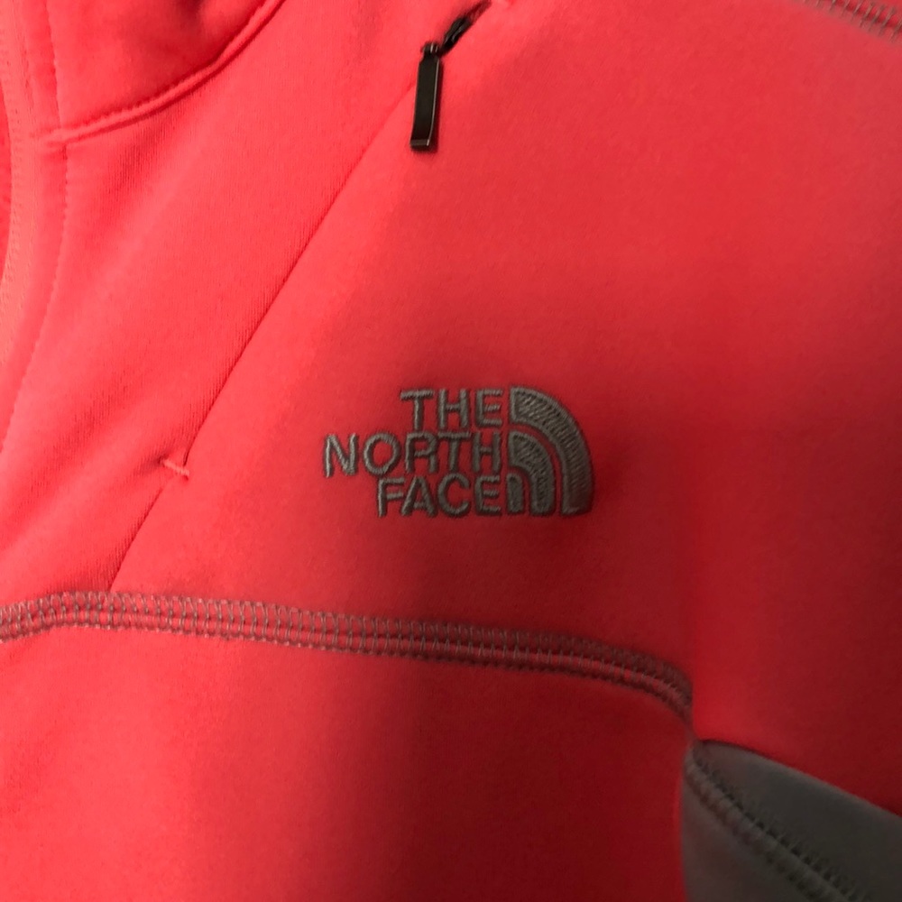 Hot pink Northface - Picture 2 of 2